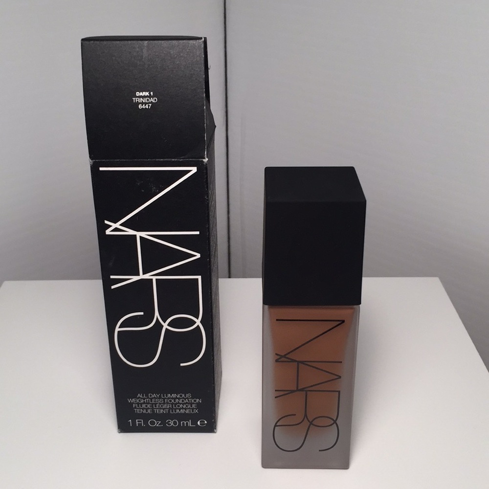 NARS All Day Luminous Foundation shade: Trinidad